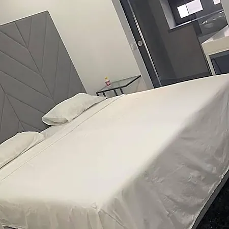 Ergosuites Otel *